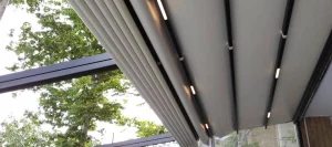 سقف متحرک در شیراز تجربه ای جدید برای فضاهای باز و نیمه باز